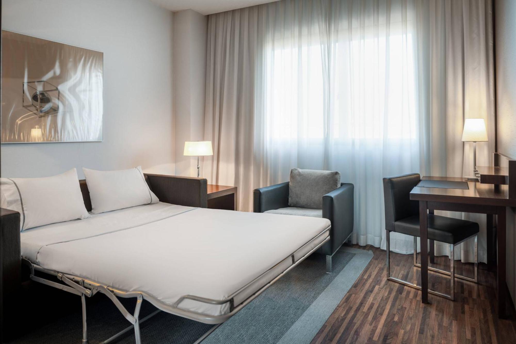 Ac Hotel Gijon By Marriott Екстер'єр фото