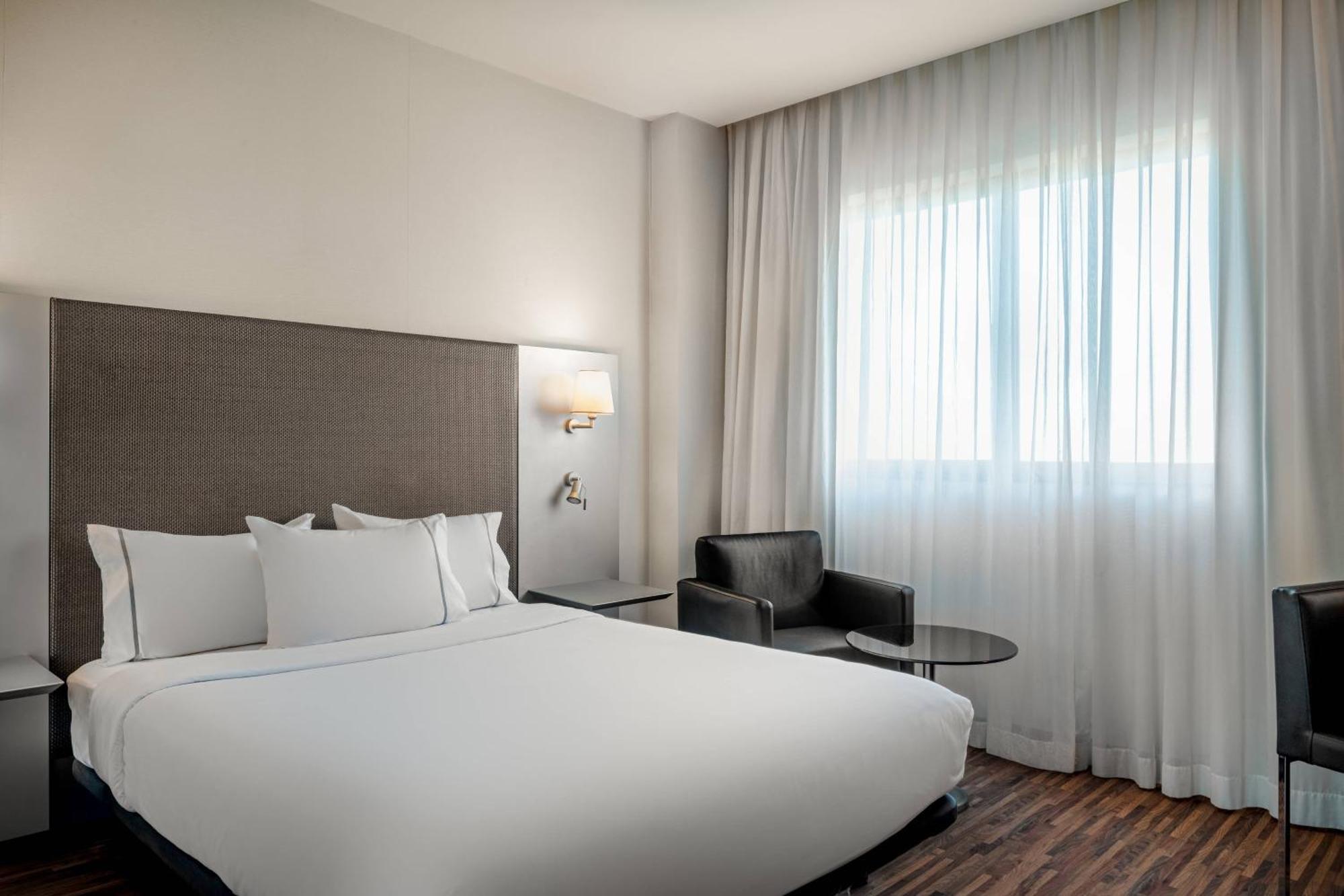 Ac Hotel Gijon By Marriott Екстер'єр фото