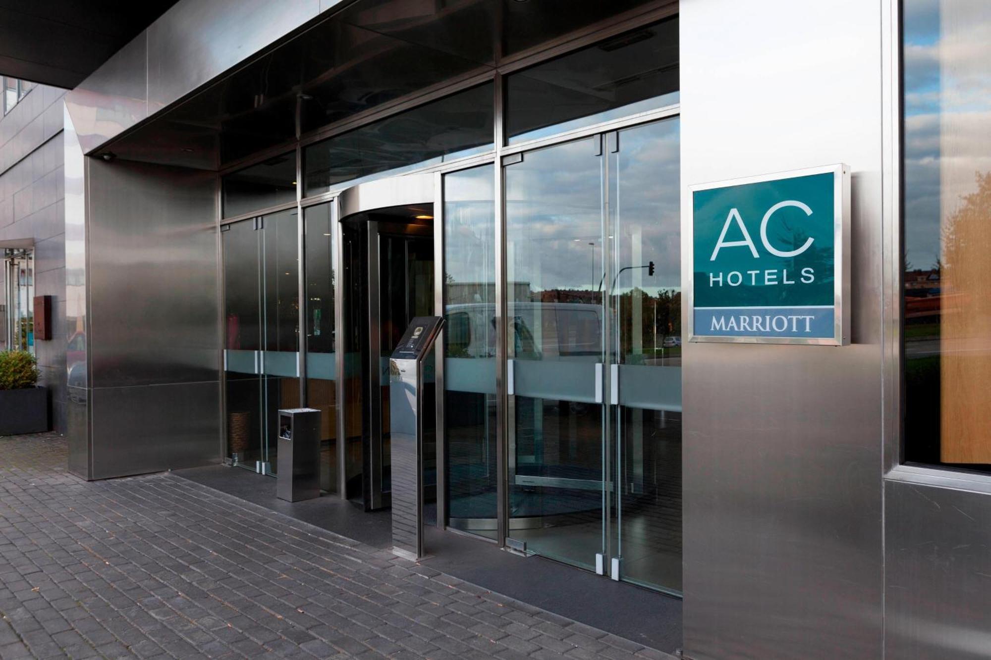 Ac Hotel Gijon By Marriott Екстер'єр фото